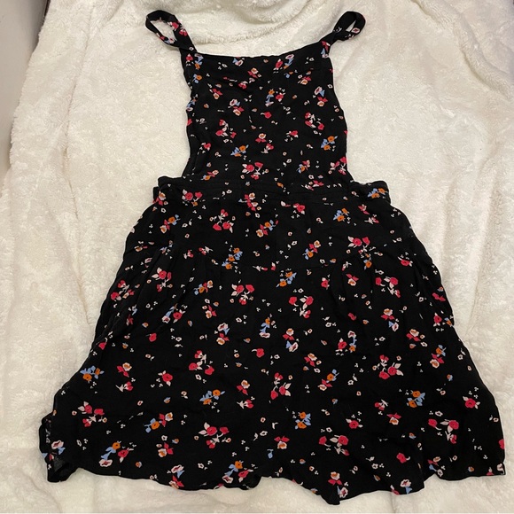 Free People Pants - Free People floral shorteralls